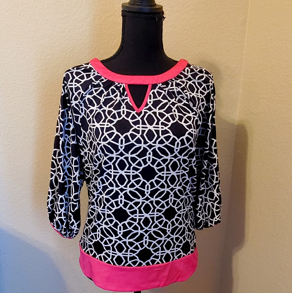 NY & Co. black and white top with pink accents